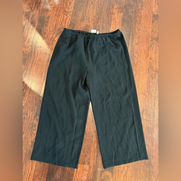 Aritzia Babaton Integrate Pants in Black size large - Picture 4 of 7